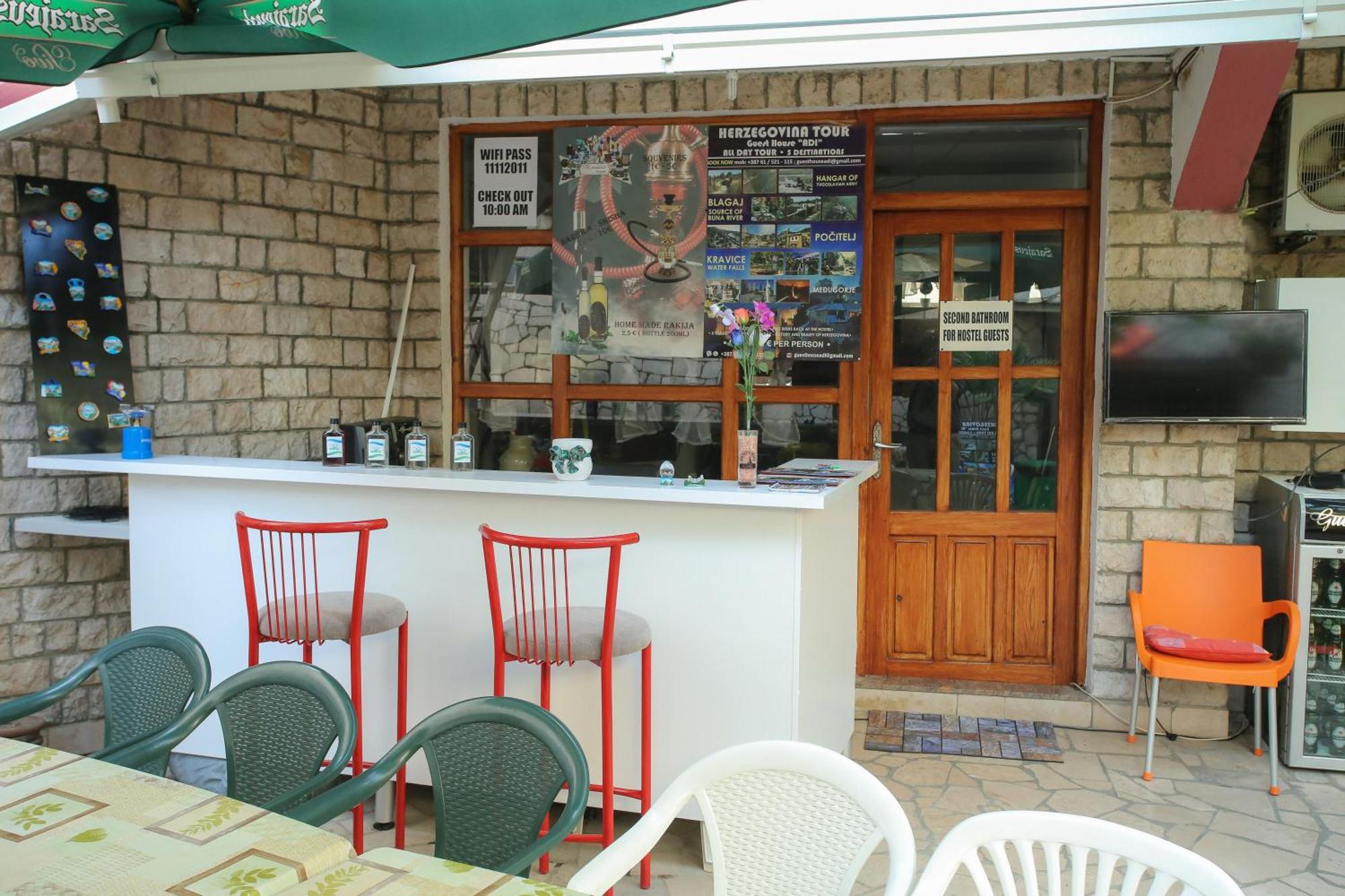 Guesthouse Adi โมสตาร์ ภายนอก รูปภาพ